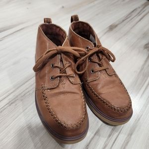 Boys Tom's shoes